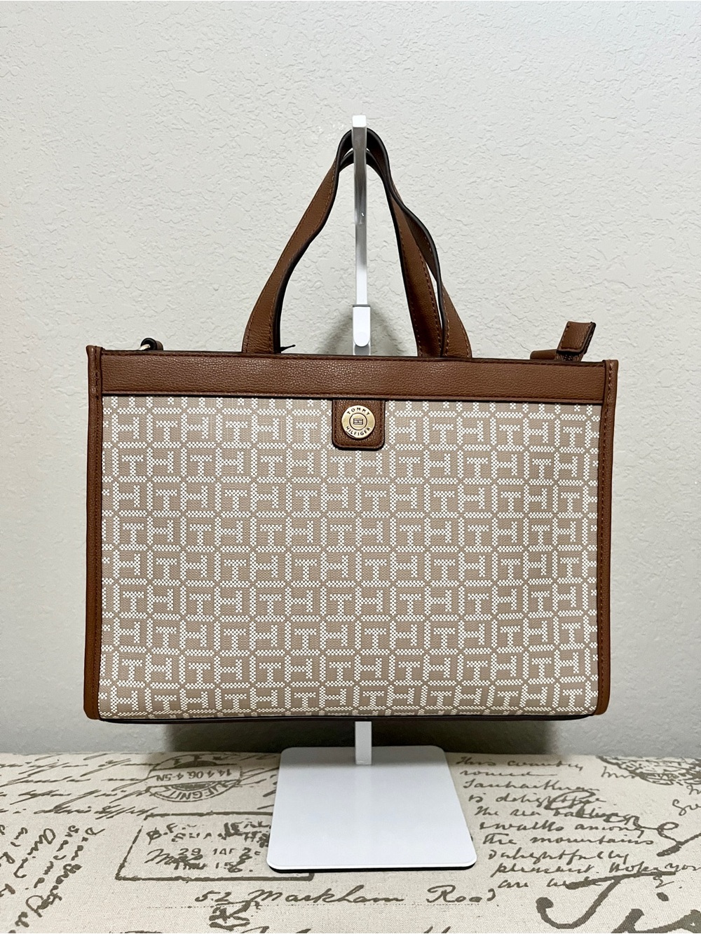 TOMMY HILFIGER Monogram Satchel